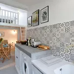 Le Petit Bateau - New Cosy/charming Studio/mezzanine For 3 - Ac/wifi Daire Antibes
