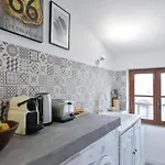 Le Petit Bateau - New Cosy/charming Studio/mezzanine For 3 - Ac/wifi Daire Antibes