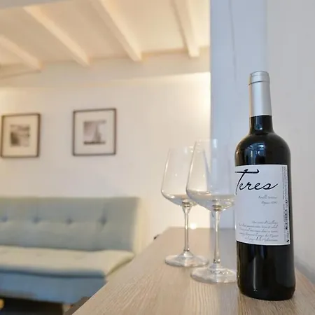 Le Petit Bateau - New Cosy/charming Studio/mezzanine For 3 - Ac/wifi *