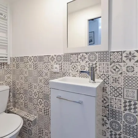 Lejlighed Le Petit Bateau - New Cosy/charming Studio/mezzanine For 3 - Ac/wifi *