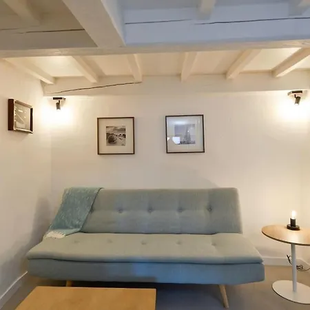 Le Petit Bateau - New Cosy/charming Studio/mezzanine For 3 - Ac/wifi Lejlighed *