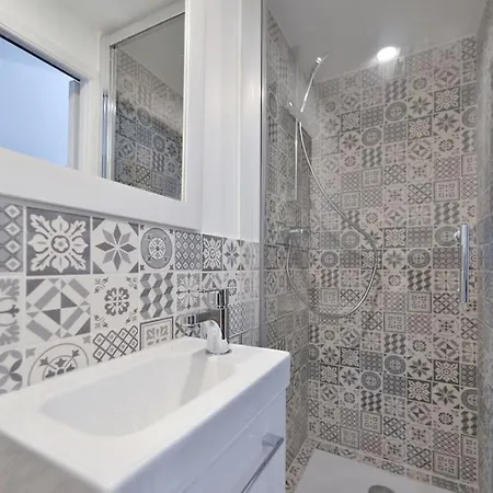 Le Petit Bateau - New Cosy/charming Studio/mezzanine For 3 - Ac/wifi أنتيب