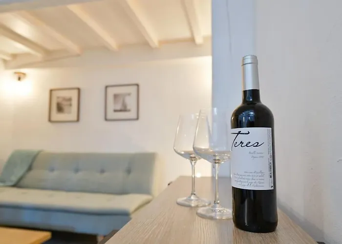 Le Petit Bateau - New Cosy/charming Studio/mezzanine For 3 - Ac/wifi *