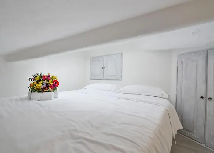 Apartment Le Petit Bateau - New Cosy/charming Studio/mezzanine For 3 - Ac/wifi *