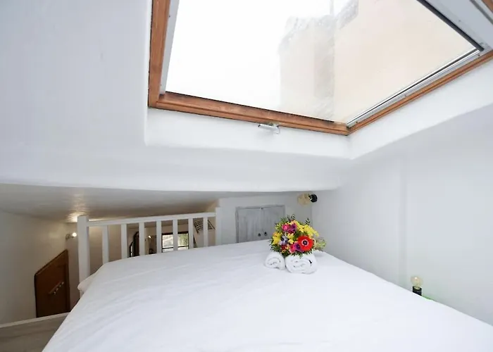 Appartamento Le Petit Bateau - New Cosy/charming Studio/mezzanine For 3 - Ac/wifi Antibes
