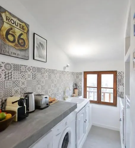 Apartman Le Petit Bateau - New Cosy/charming Studio/mezzanine For 3 - Ac/wifi