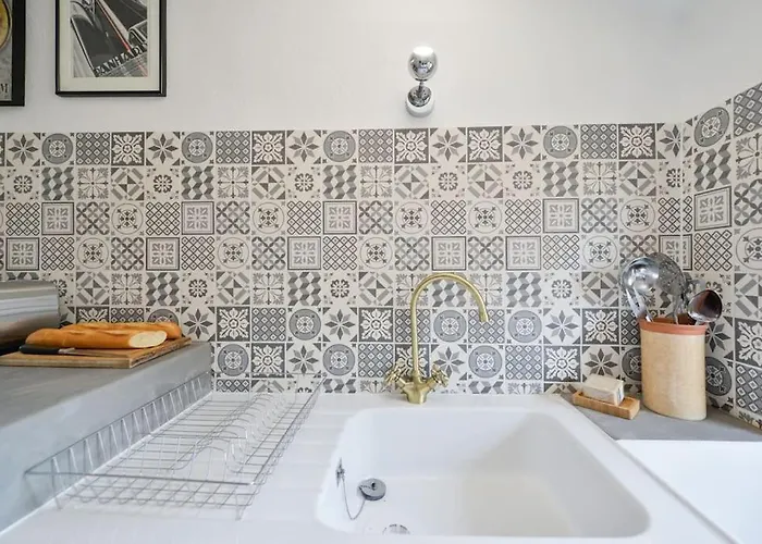 Le Petit Bateau - New Cosy/charming Studio/mezzanine For 3 - Ac/wifi Apartman *