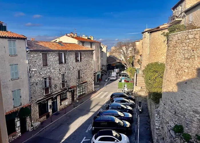 Apartman Le Petit Bateau - New Cosy/charming Studio/mezzanine For 3 - Ac/wifi