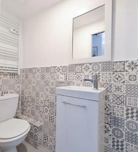 Le Petit Bateau - New Cosy/charming Studio/mezzanine For 3 - Ac/wifi Appartamento