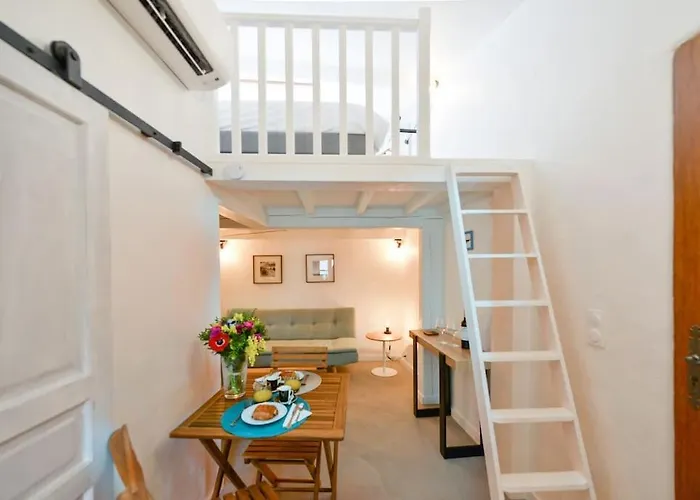Le Petit Bateau - New Cosy/charming Studio/mezzanine For 3 - Ac/wifi *