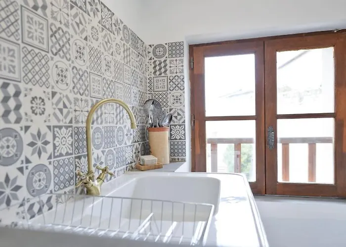 Apartman Le Petit Bateau - New Cosy/charming Studio/mezzanine For 3 - Ac/wifi Antibes