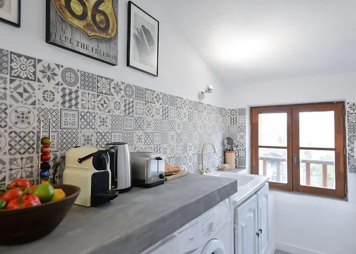 Le Petit Bateau - New Cosy/charming Studio/mezzanine For 3 - Ac/wifi Appartamento Antibes