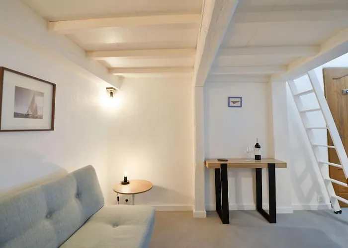 Apartman Le Petit Bateau - New Cosy/charming Studio/mezzanine For 3 - Ac/wifi